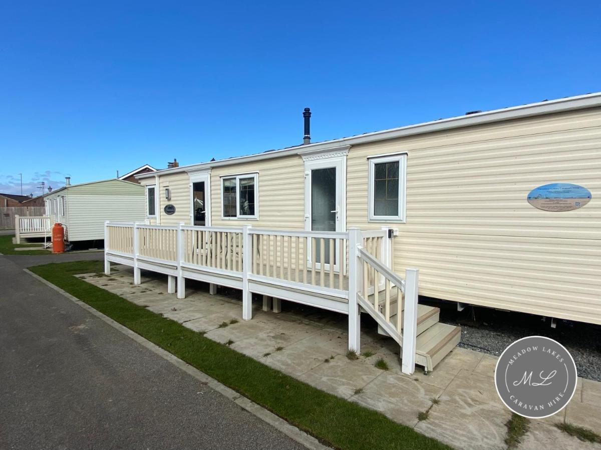 Palm Grove 2- Golden Palm - Pet Friendly, Wifi, Bed Linen, Central Heating - Meadow Lakes Caravan & Lodge Hire Chapel Saint Leonards Exterior foto